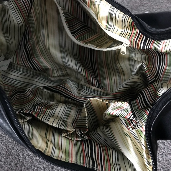 Liz Claiborne Faux Leather Purse - Picture 2 of 2